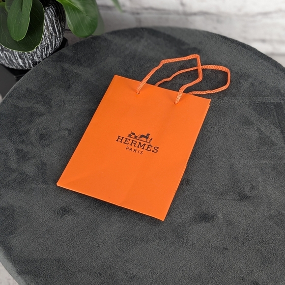 Hermés shopping gift bag - Picture 1 of 5